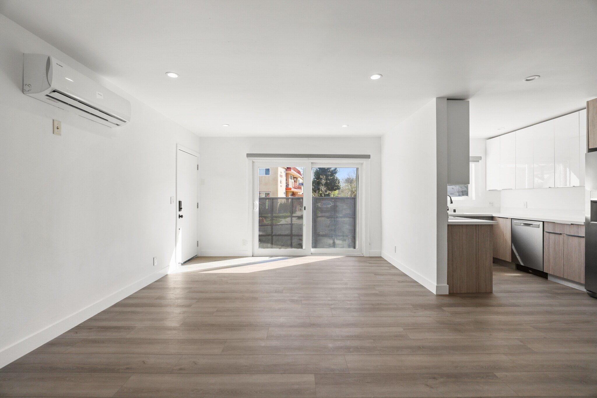 Building Photo - 8777 Cadillac Ave