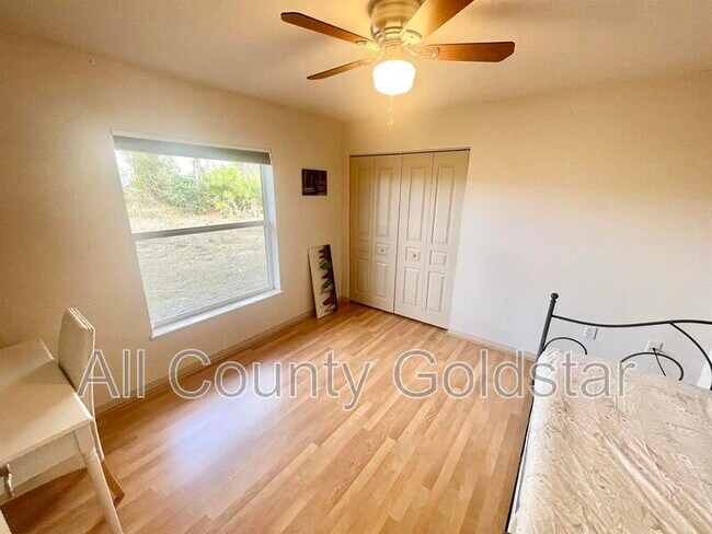 Building Photo - 9 Medalist Way