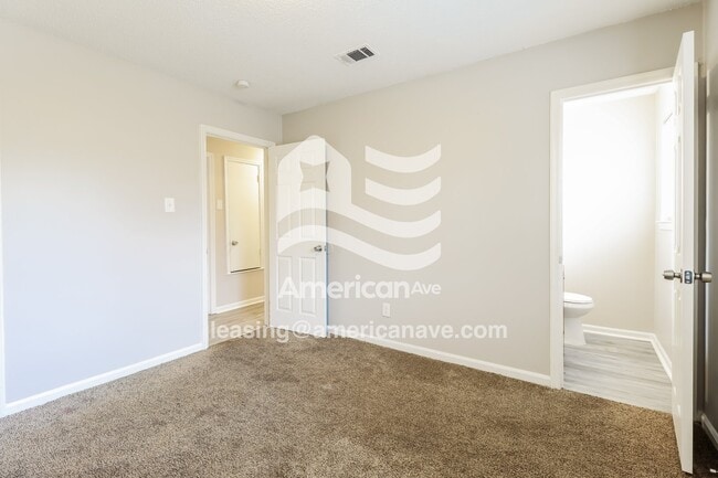 Building Photo - 9700 Stardust Trail