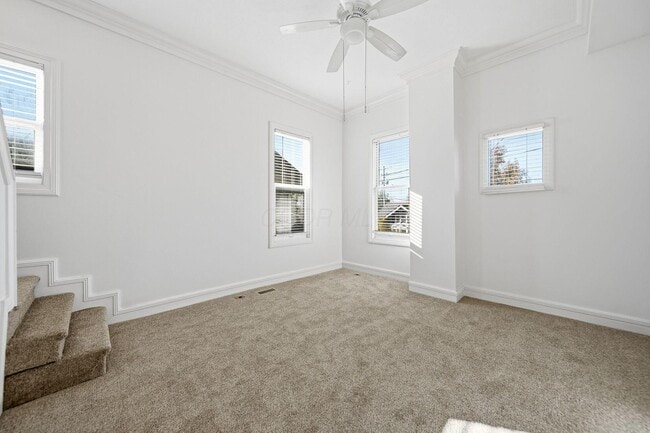 Building Photo - 1153 Jaeger St