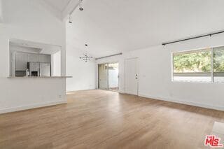 Building Photo - 1722 Palisades Dr