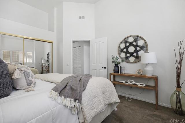 Building Photo - 7122 Calabria Ct