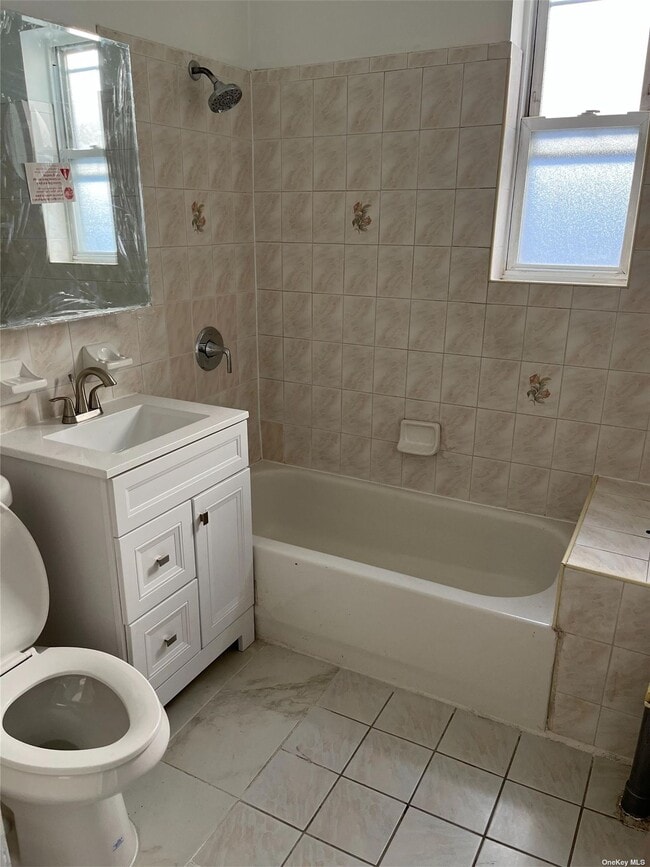 Building Photo - 571 Alabama Ave