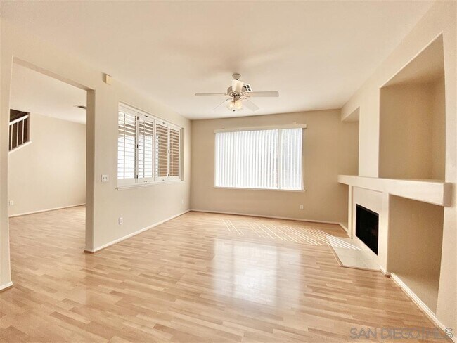 Building Photo - 11577 Compass Point Dr N