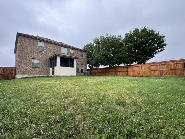 Building Photo - 728 Moon Shadow Ct