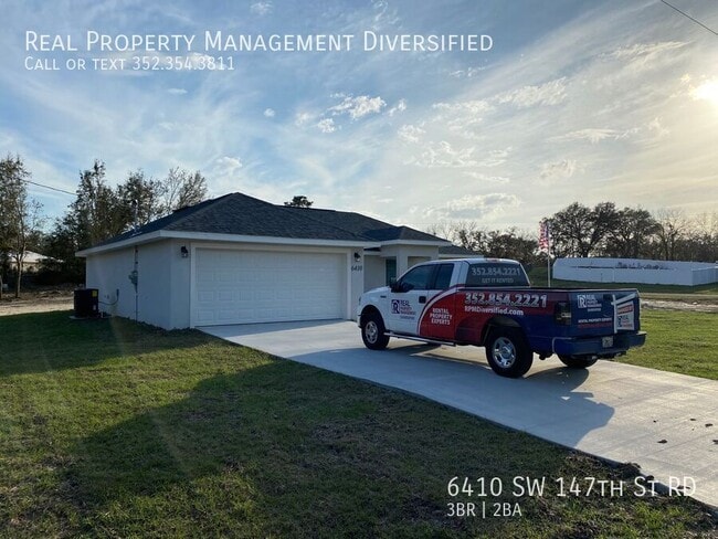 Building Photo - 6410 SW 147th St Rd