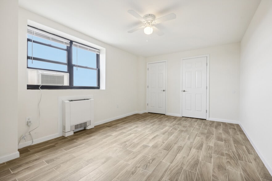 Building Photo - 123 S Munn Ave