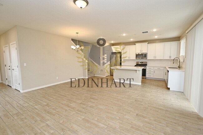 Building Photo - 231 Nabors Dr S