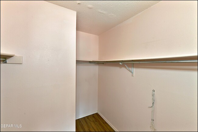 Building Photo - 4100 Tierra Venado Dr