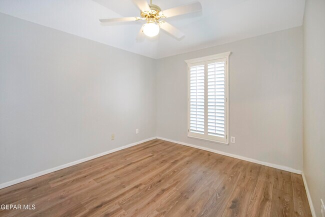 Building Photo - 918 Bellacumbre Dr