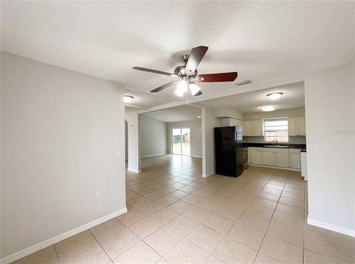 Building Photo - 8318 Chenille Dr