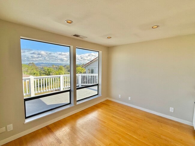 Building Photo - $4,250 / 3 BR + OFFICE - LUXURY HILLTOP HOME WITH PANORAMIC BAY & CITY-LIGHT VIEWS