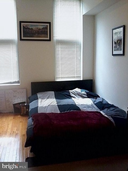 Building Photo - 1531 Poplar St