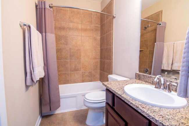 Building Photo - 11 Cheswood Manor Court