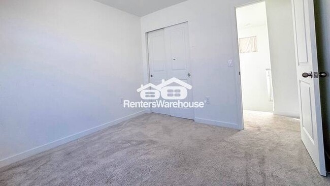 Building Photo - Spacious and Luxurious Home with 2 Car Garage in Bennett