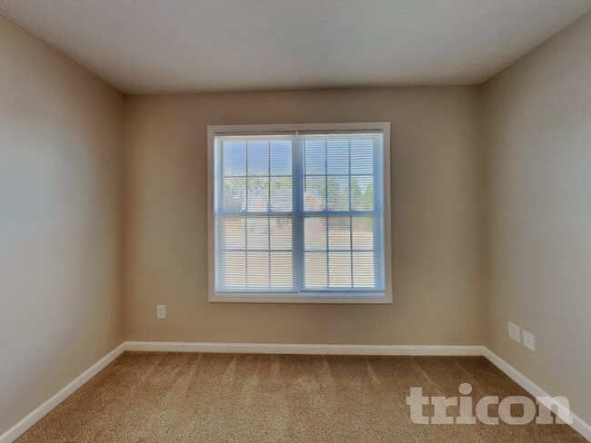 Building Photo - 200 Lattimore Rd