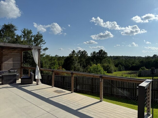 Building Photo - 4 Bedroom All Brick Home in Willow Creek Plantation!