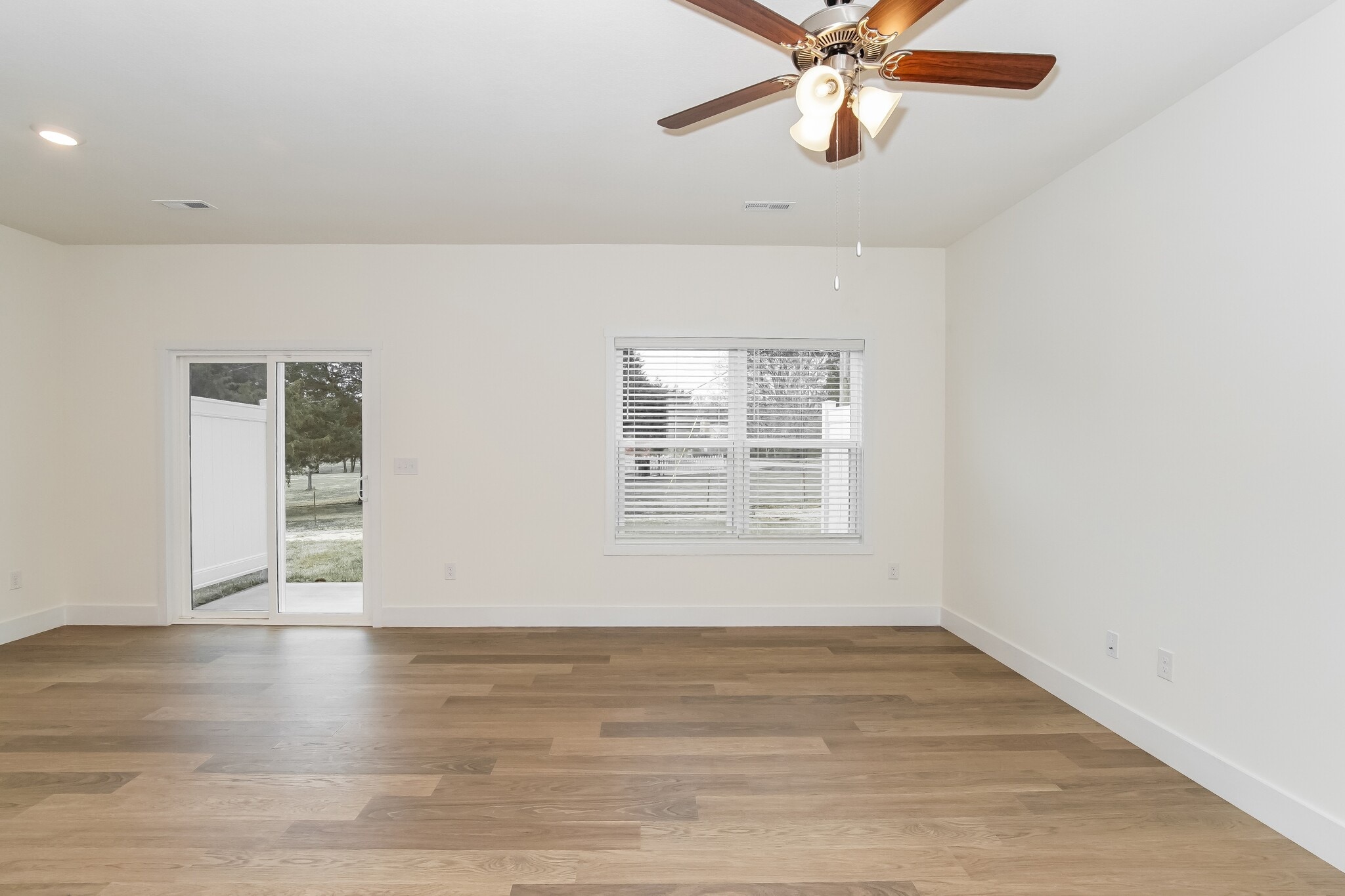 Building Photo - 2501 Island Creek Ln