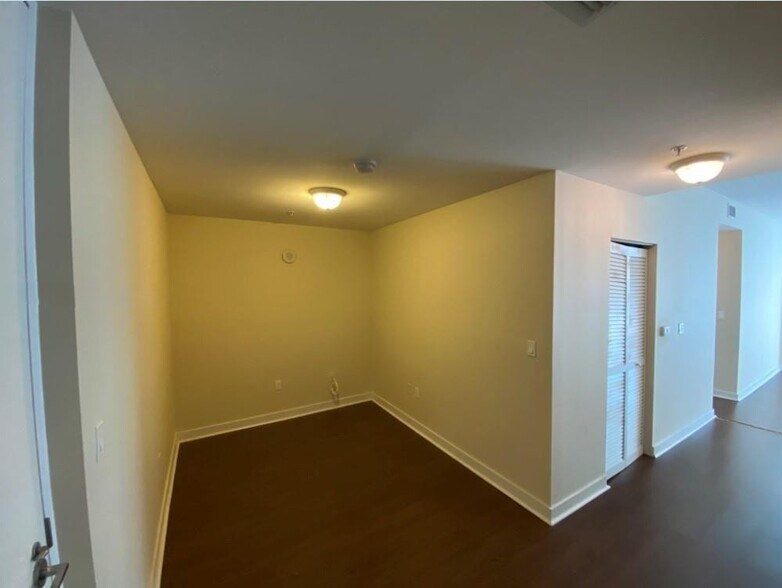 Building Photo - 79 SW 12th St