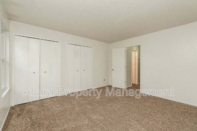 Building Photo - 2112 Boston Terrace