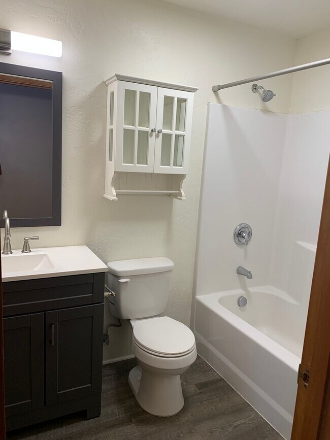 Building Photo - 1611-1609 SW 17th St