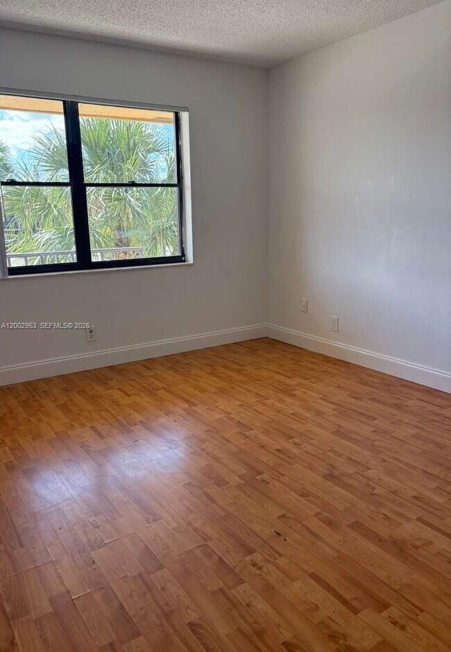 Building Photo - 5937 Forest Hill Blvd