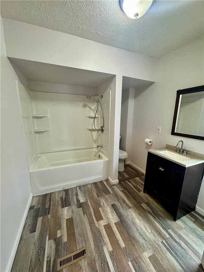 Building Photo - 59 Clark Ave