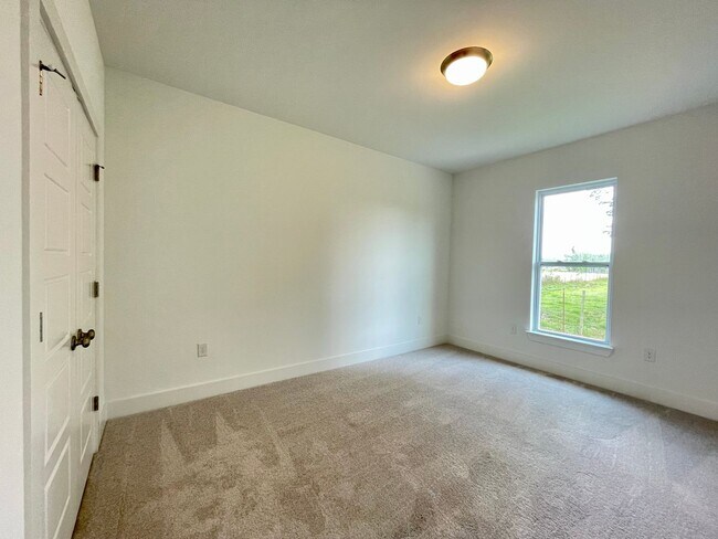 Building Photo - Beautiful home In Ascension!