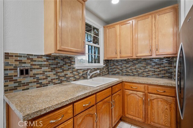Building Photo - 15702 Halldale Ave