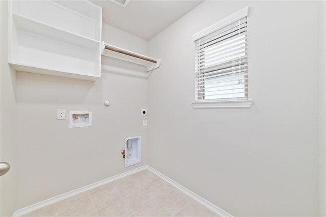 Building Photo - 20231 Moonlight Falls Ct