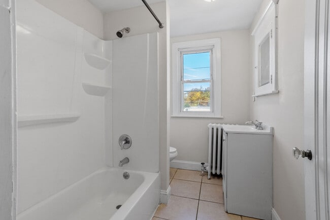 Building Photo - 11 Bellevue Terrace