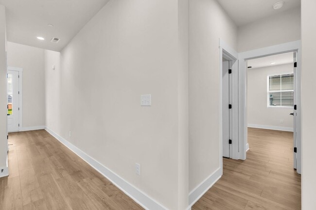 Building Photo - NEW BUILD