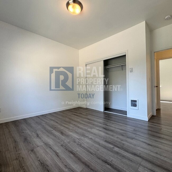 Building Photo - 20508 La Rita Dr E