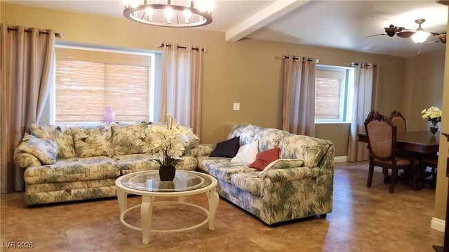 Building Photo - 7015 W El Parque Ave