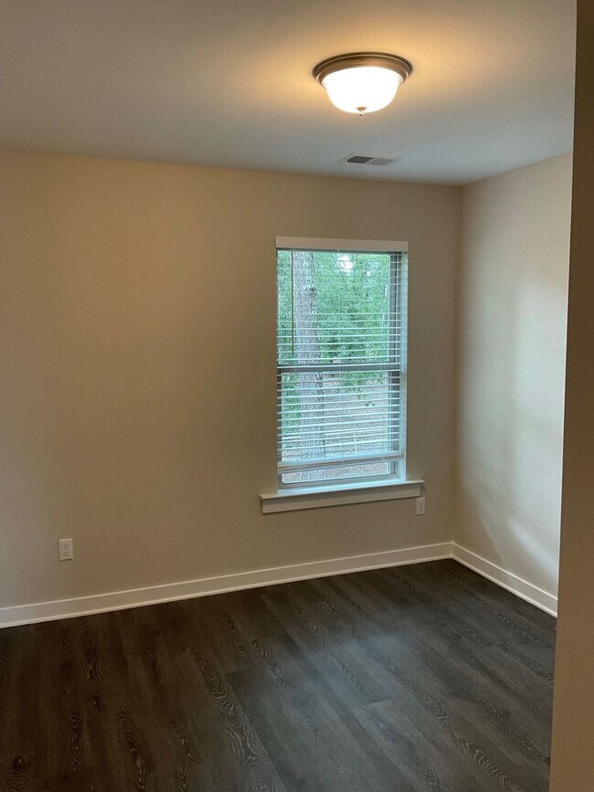 Building Photo - Home for Rent in Clanton, AL! Available to View Now!!!