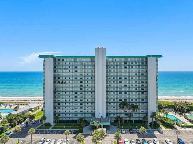 Building Photo - 9900 S Ocean Dr