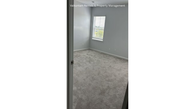 Building Photo - 36 Fieldfare Ln