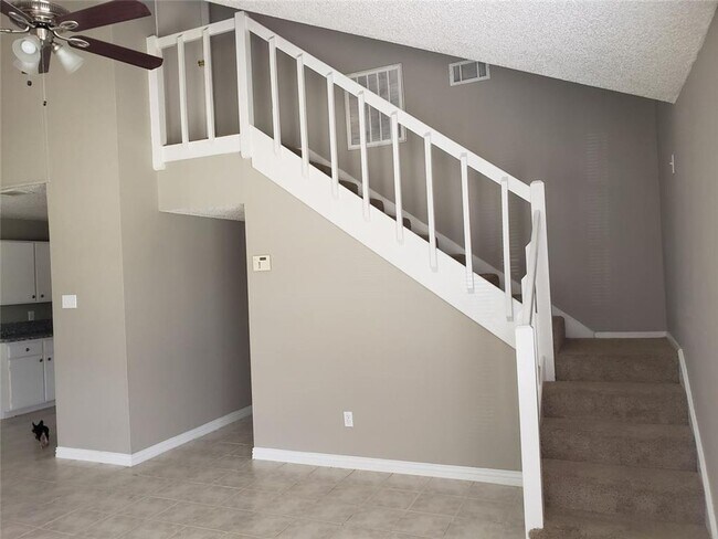Building Photo - Beautiful 4 Bedroom Home in Houston / Nice Backyard