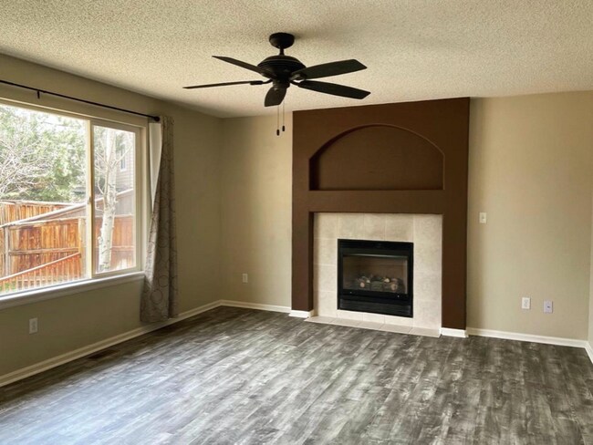 Building Photo - 4822 Tarcoola Ln