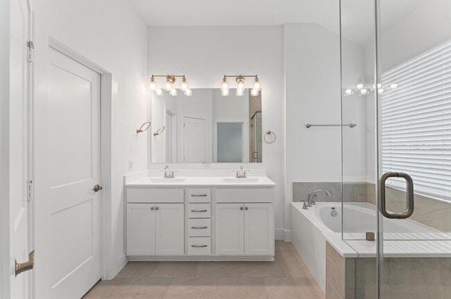 Building Photo - 21234 Black Gap Wildlife Dr