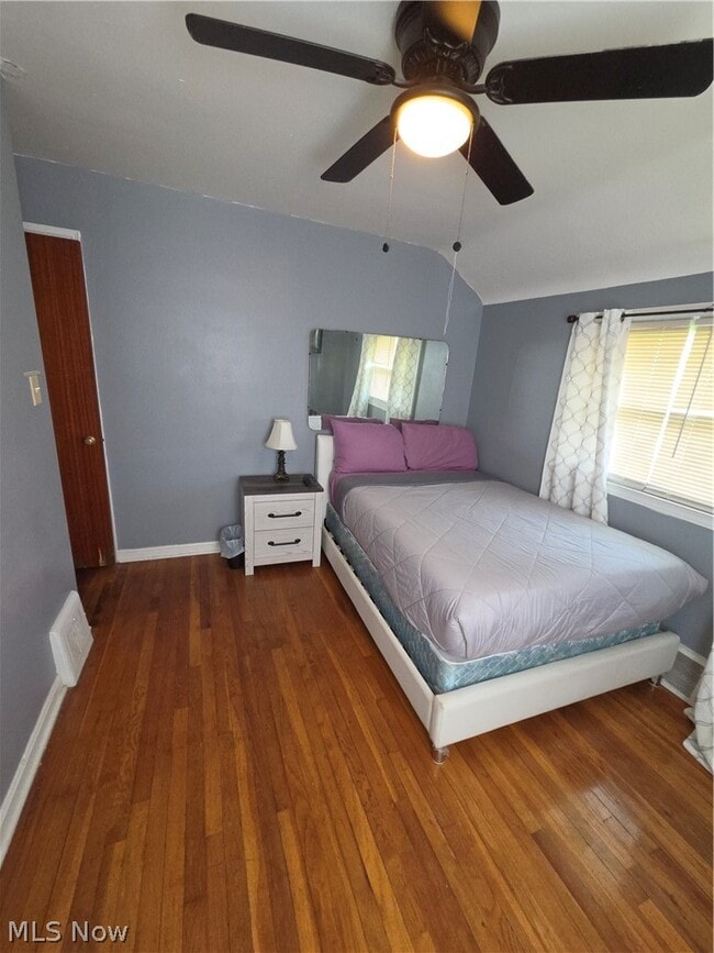 Building Photo - 4148 E 189th St