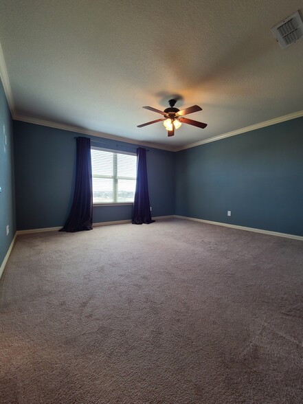 Building Photo - 3080 Peyton Brook Dr