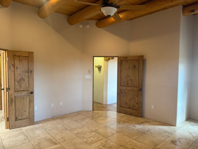 Building Photo - 54 Encantado Loop