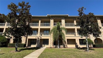 Building Photo - 901 Charo Pkwy