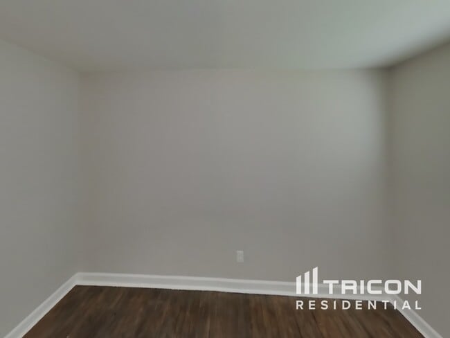 Building Photo - 206 SW 305th St