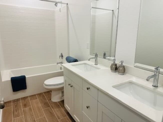 Building Photo - $500 Move In Bonus $2,650 Plum Tree 3 Bd + flex Home, Solar Panels & Battery, NEW Build - Clovis ...