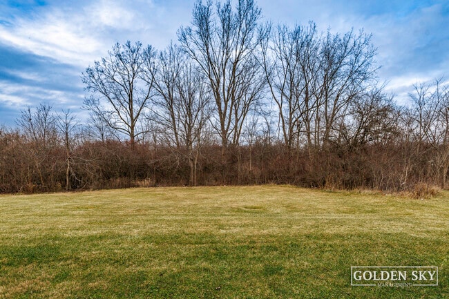 Building Photo - 6304 E Piccadilly Rd