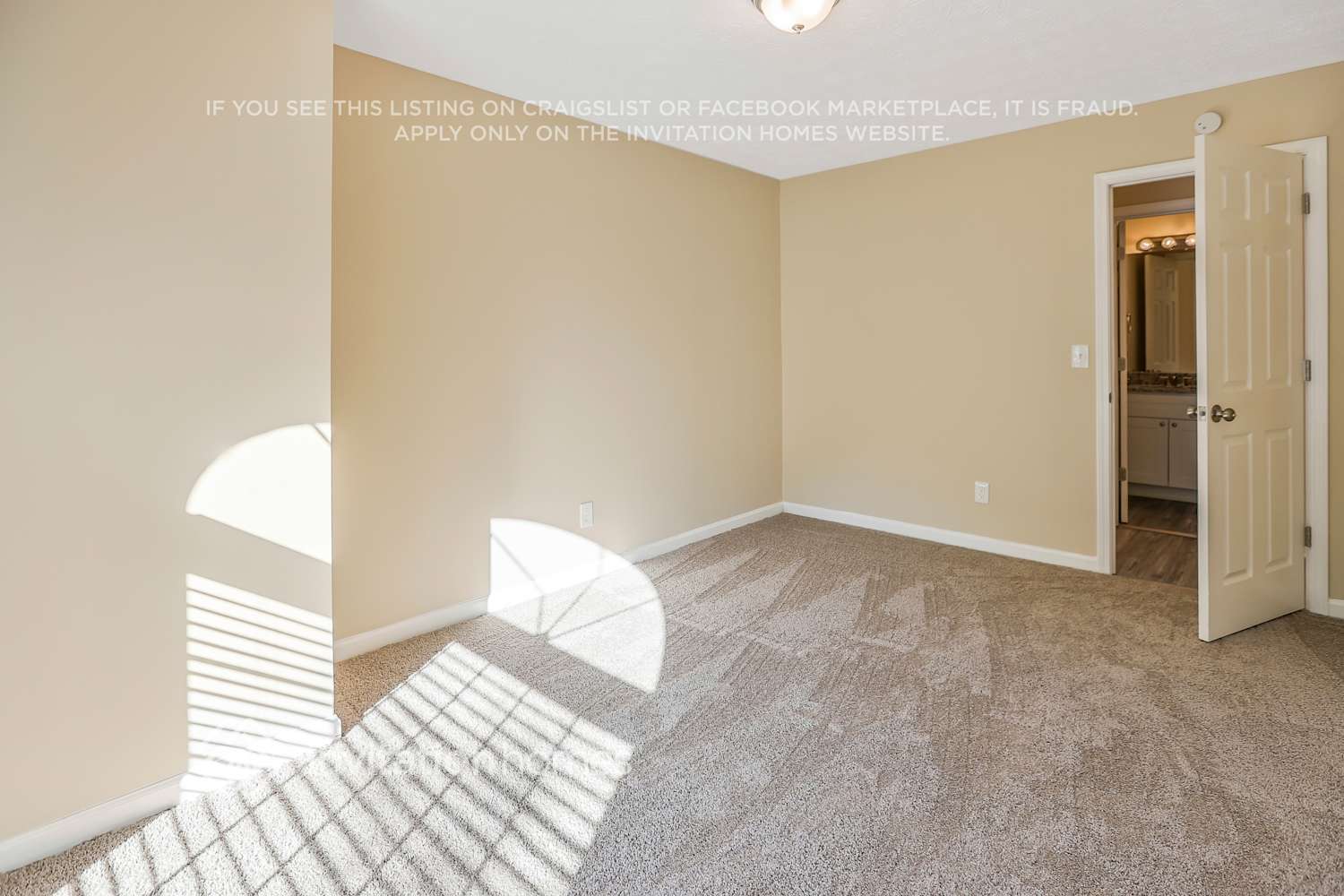 Building Photo - 806 Alta Ct