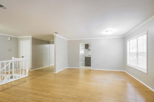 Building Photo - 3214 Sycamore Springs Dr