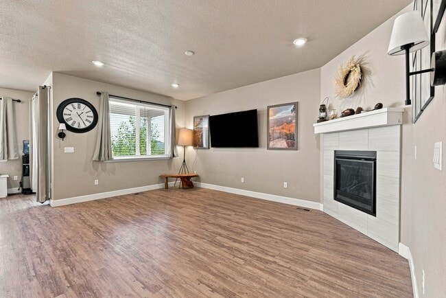 Building Photo - 3859 Sandy Vista Ln